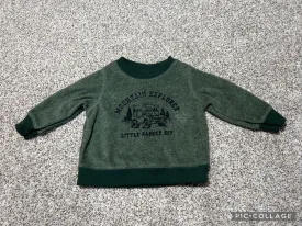 Carters green warm sweater - size Baby Clothes 03-06m or 6M
