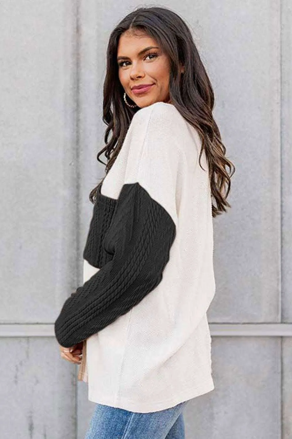 Color Block Sweater - Stylish & Versatile Top for All Seasons