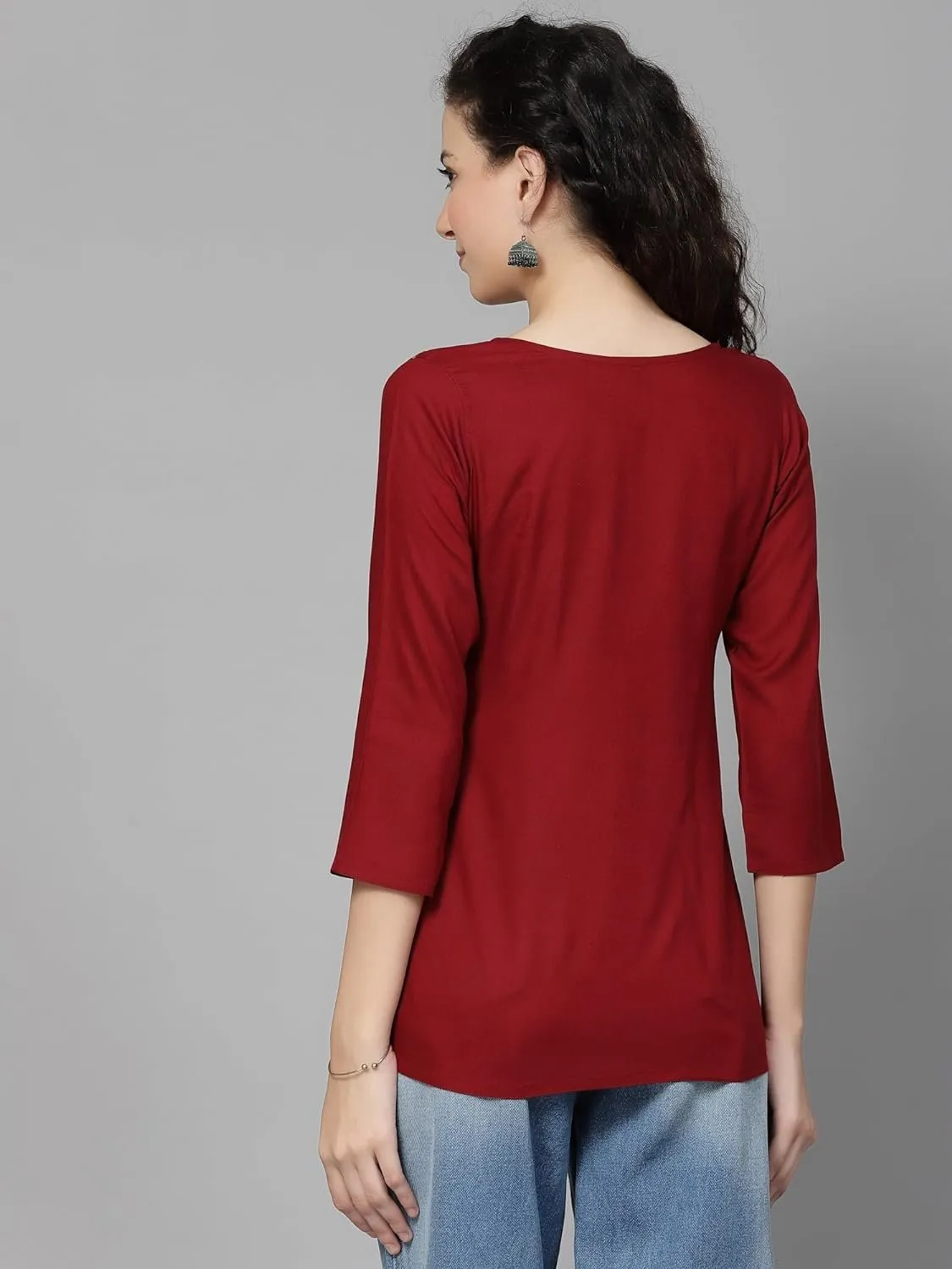 Keyhole Neck Three-Quarter Sleeves Israa Kashmiri Embriodered Short Kurti