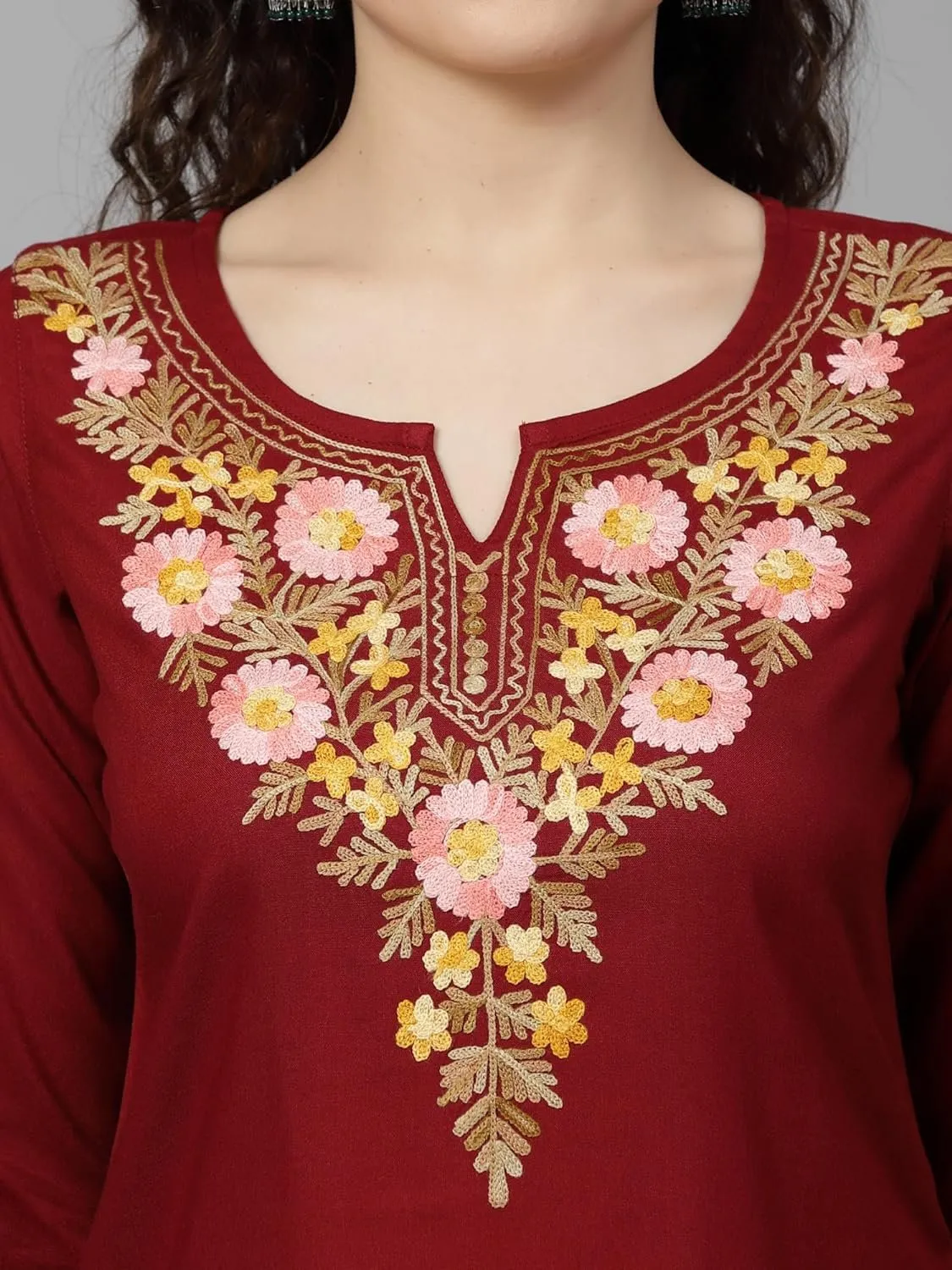 Keyhole Neck Three-Quarter Sleeves Israa Kashmiri Embriodered Short Kurti