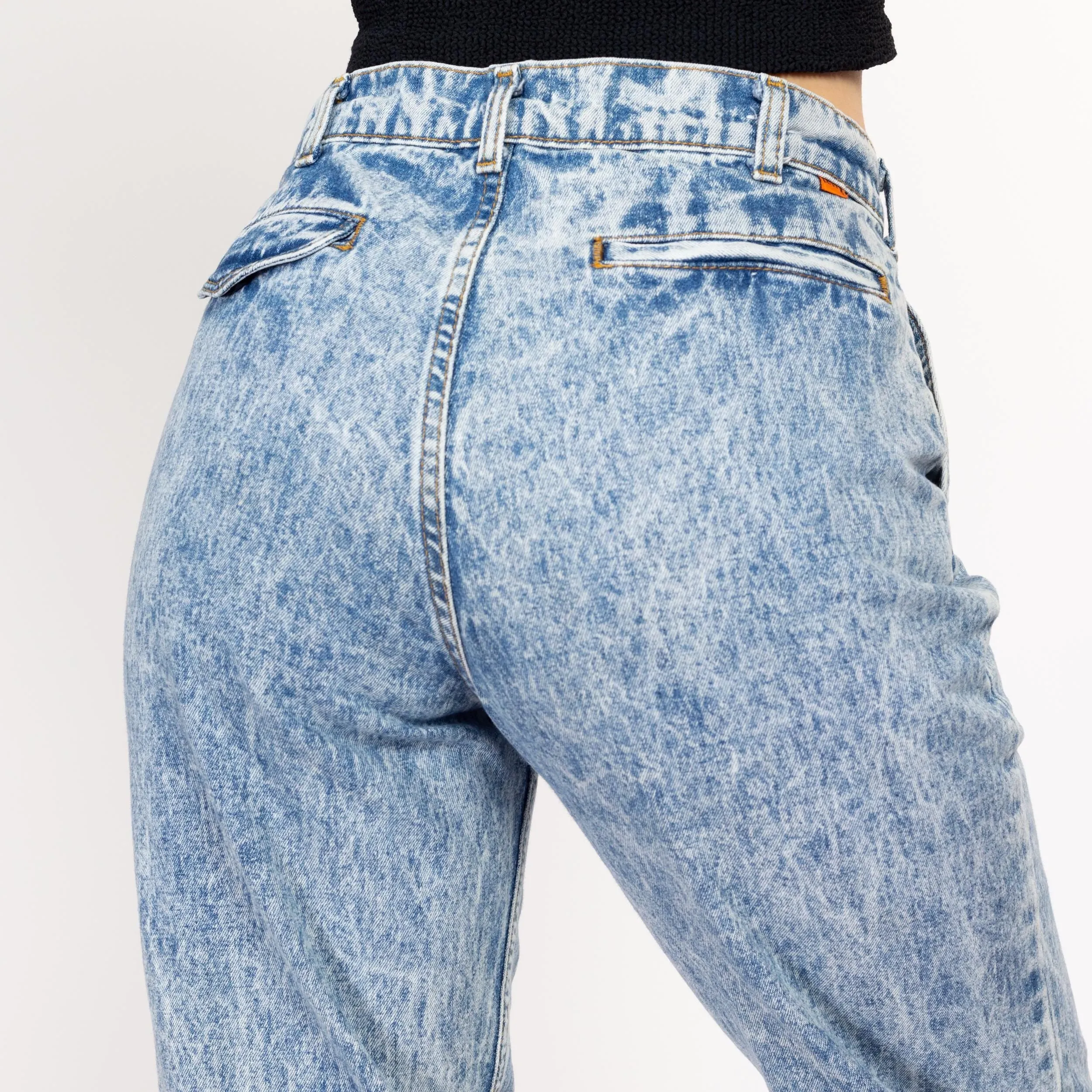 Medium 80s Levi's Acid Wash High Waisted Jeans 29"