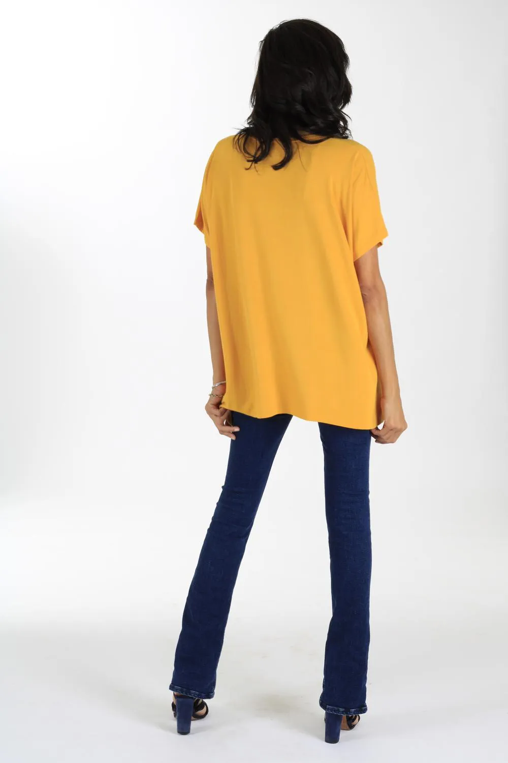 THE SUNNY YELLOW HOT TOP