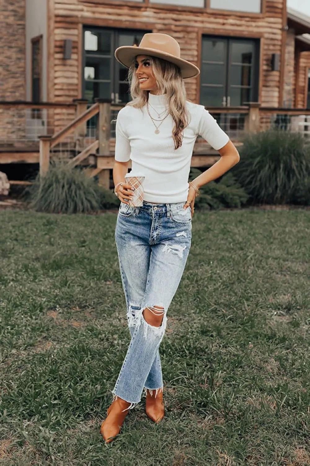 Women's Short Sleeve Mock Turtleneck Sweaters Business Casual Trendy Tops 2024 Fall Outfits